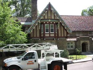 Bucket Truck Keeps Landscaping Undamaged.