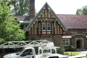 Gingerbread Bucket Truck 1